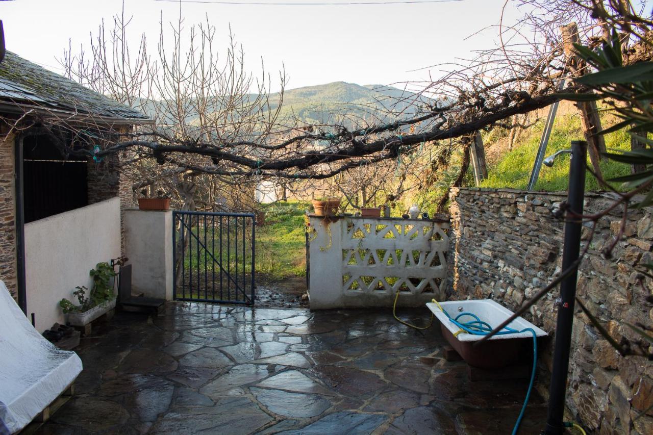 Casa Castañé Affittacamere Puente de Domingo Florez Esterno foto